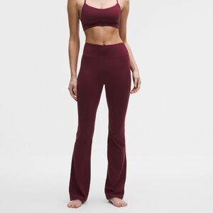 Lululemon Groove No Line High-Rise Flared Pant Heart